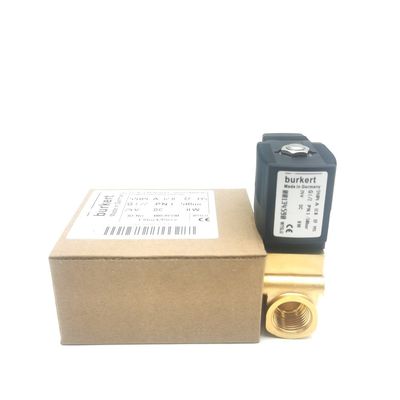 Ηλεκτρομαγνητική βαλβίδα Burkert 00134239 G1/8 AC220V 6014 C Συνήθως κλειστή 0~25bar 3/2 Way Brass Body