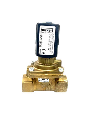 00301170 BURKERT 5404 G1/2 2/2 Κανονικά ανοικτή 12 Τρύπα ροής FKM (φθοριούχο καουτσούκ) Σφραγισμένο σώμα βαλβίδας από χαλκό AC24V 8W 1-32bar