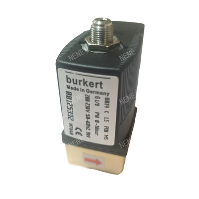 G1/4 Burkert Σολενοειδής βαλβίδα 00125302 6013 Τύπος άμεσης δράσης 2/2 ίντσες κανονικά κλειστό 3,0 τρύπα ροής FKM Σφραγισμένο σώμα βαλβίδας χαλκού 24VAC 8W 0~10bar