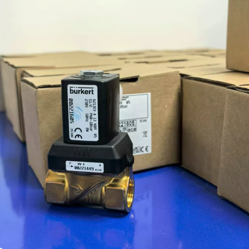 Burkert 6213 Σολενοειδής βαλβίδα 00221602 G1/2 2/2 NC DC24V 8W Κώμα χάλκινο NBR Σφραγίδα 0-10bar
